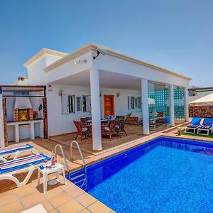 https://maria-del-risco.in-canary-islands.com