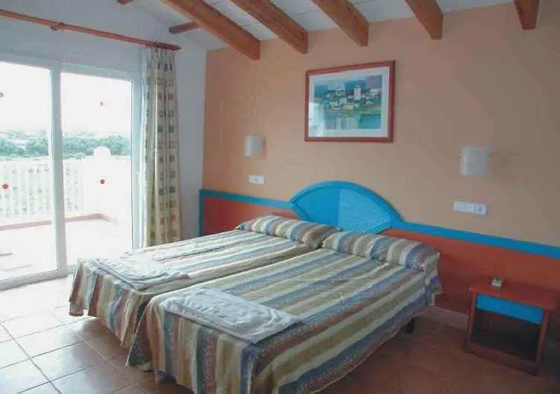 Villas Amarillas Cala Blanca