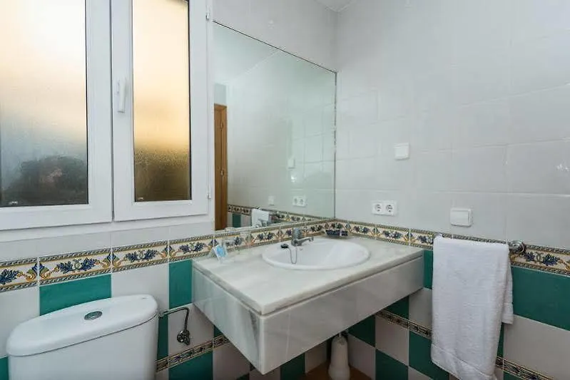 Villas Amarillas Cala Blanca