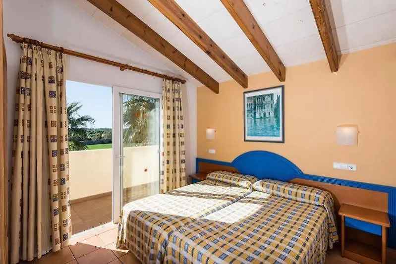 Villas Amarillas Cala Blanca
