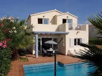 Villas Amarillas Cala Blanca