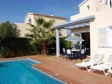 Villas Amarillas Cala Blanca
