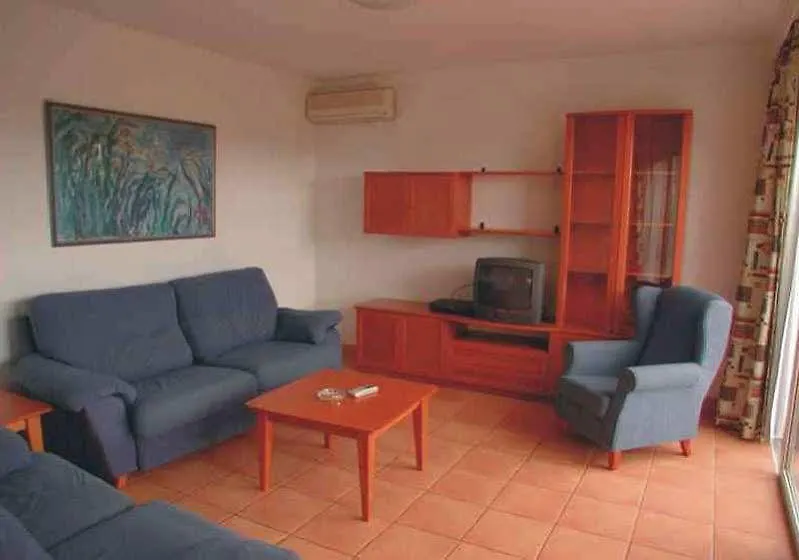 Villas Amarillas Cala Blanca